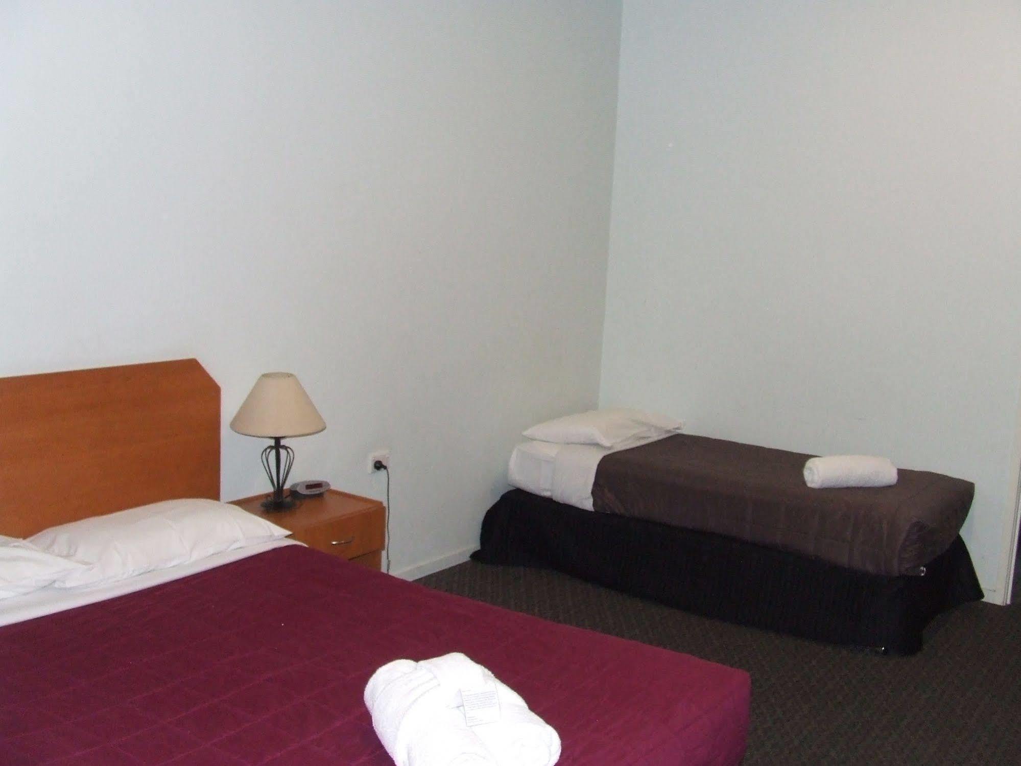 Harbour City Motel Gladstone Kültér fotó